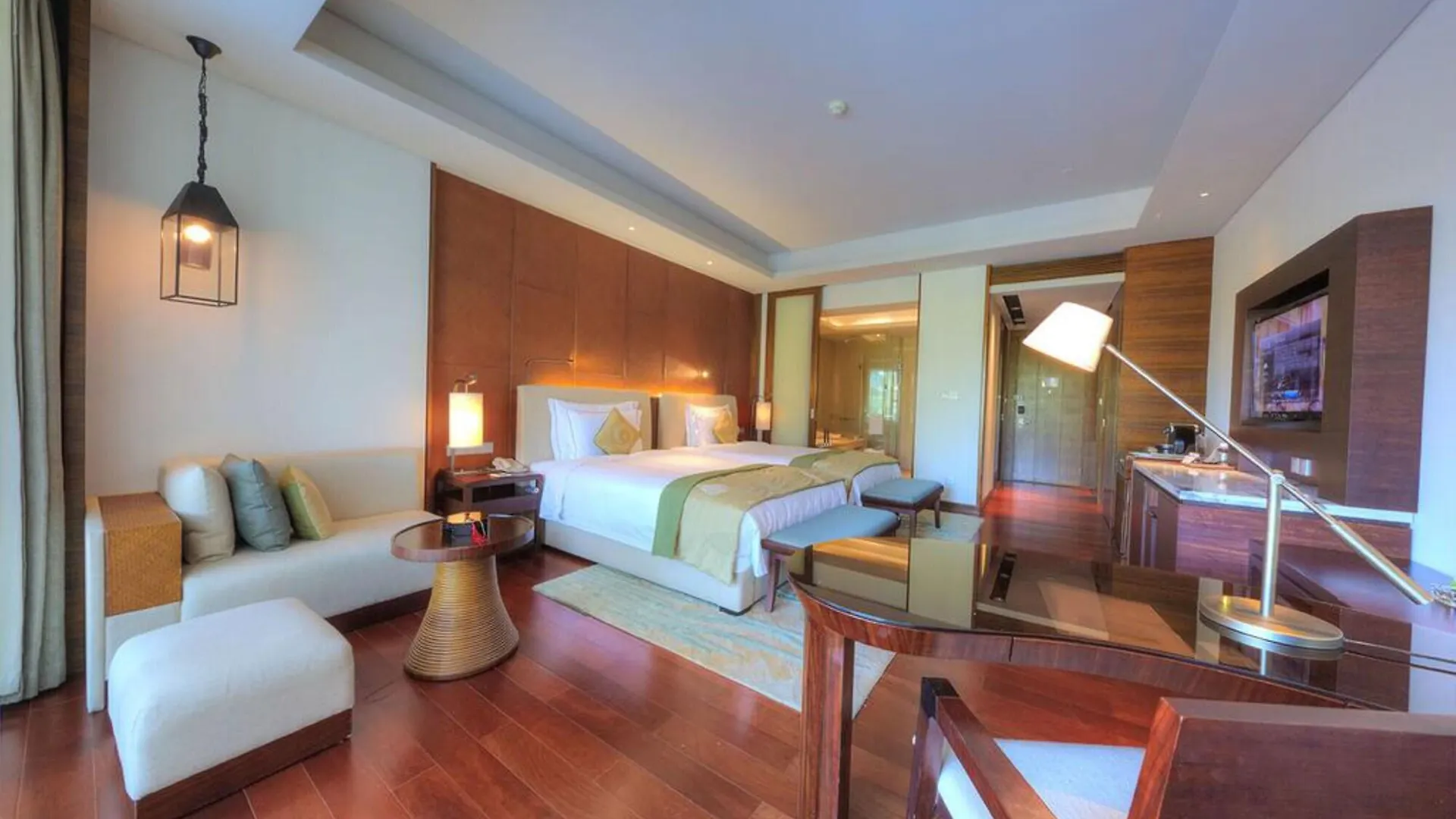 Haitang Bay Resort Sanya 5*,